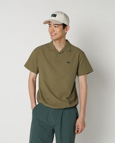 モスグリーン