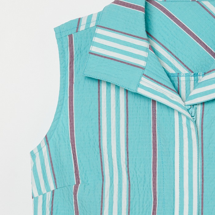 エメラルドグリーン系