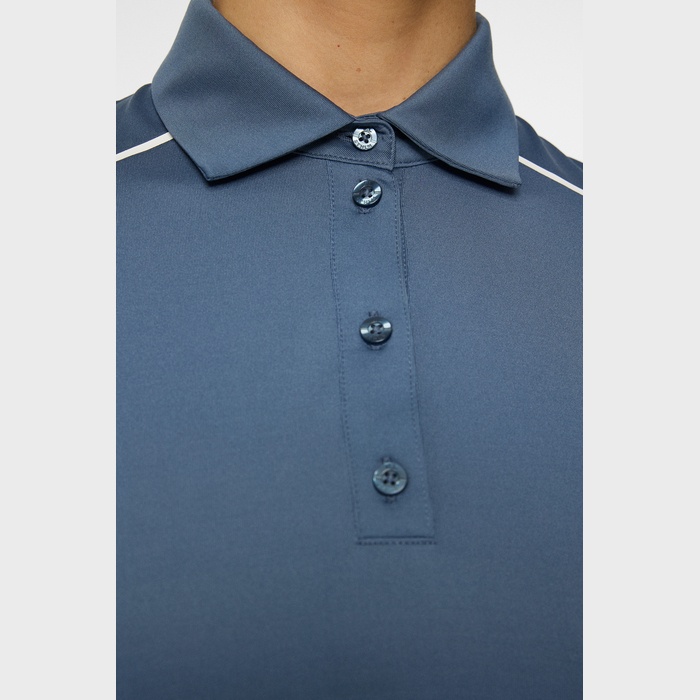 インディゴブルー