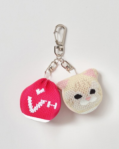 ライトベージュ