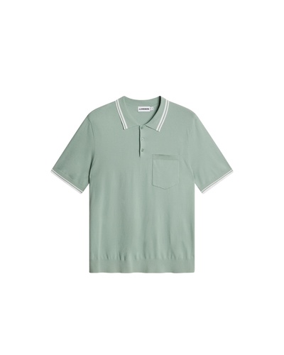 ライトグリーン