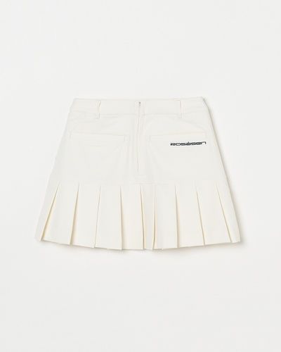 オフホワイト