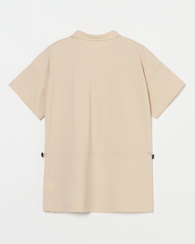 ライトベージュ