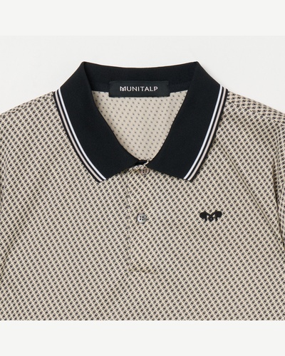 ライトベージュ