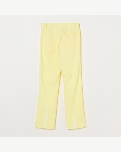 ライトイエロー