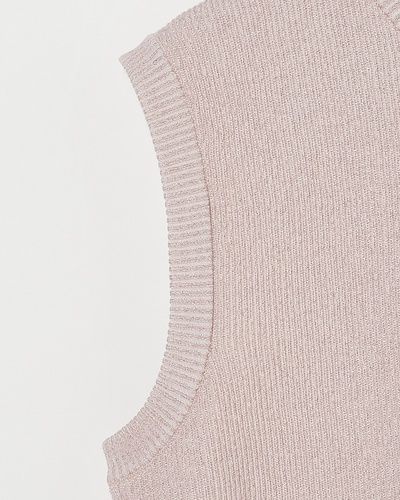 ピンク