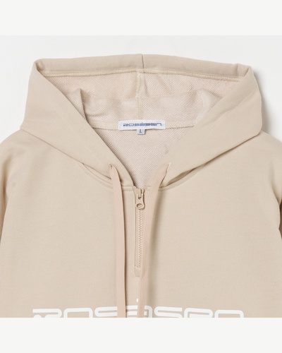 ライトベージュ