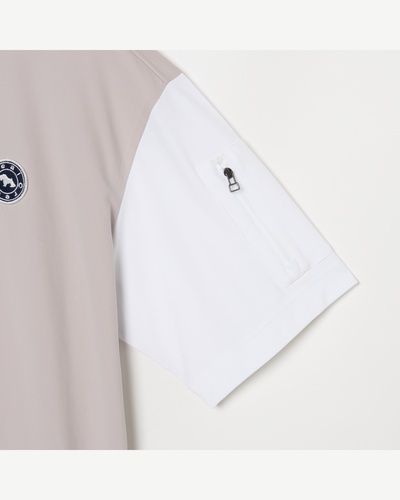 ライトベージュ