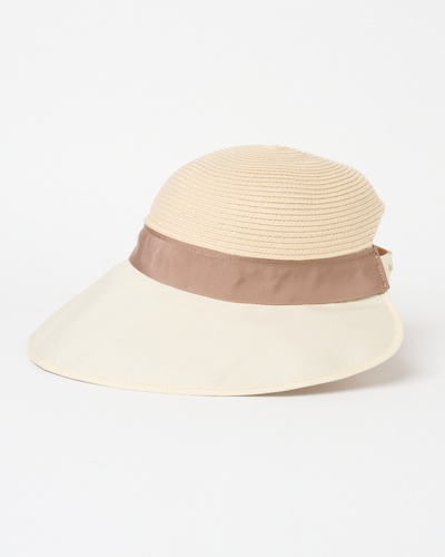 ライトベージュ