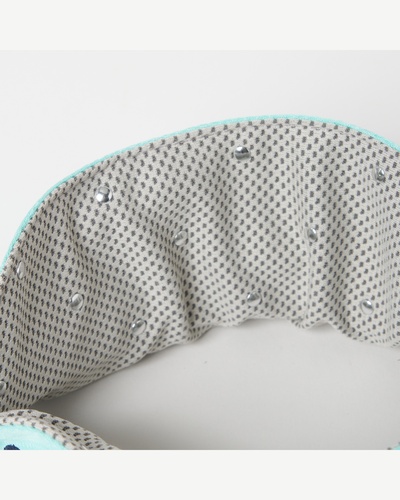 ライトグリーン