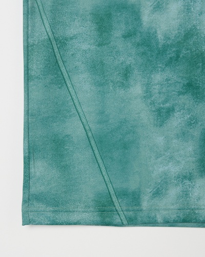 ライトグリーン