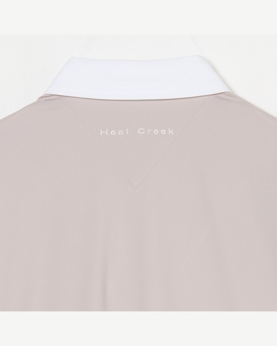 ライトベージュ