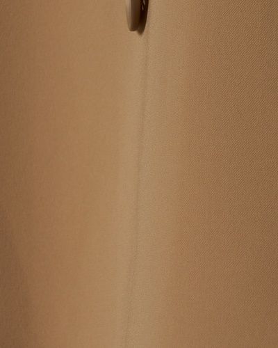 ベージュ