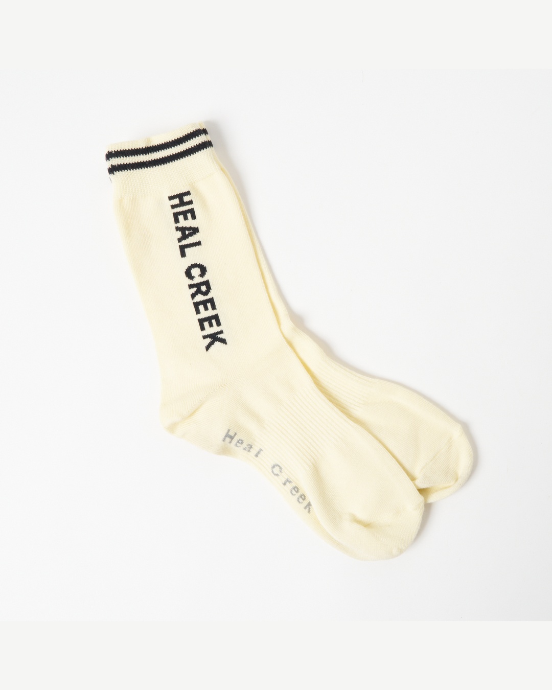 ライトイエロー