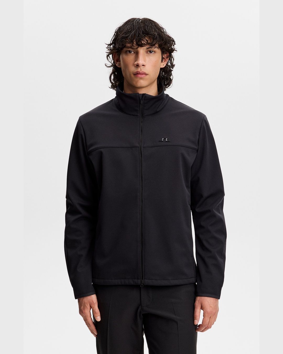 ブラック