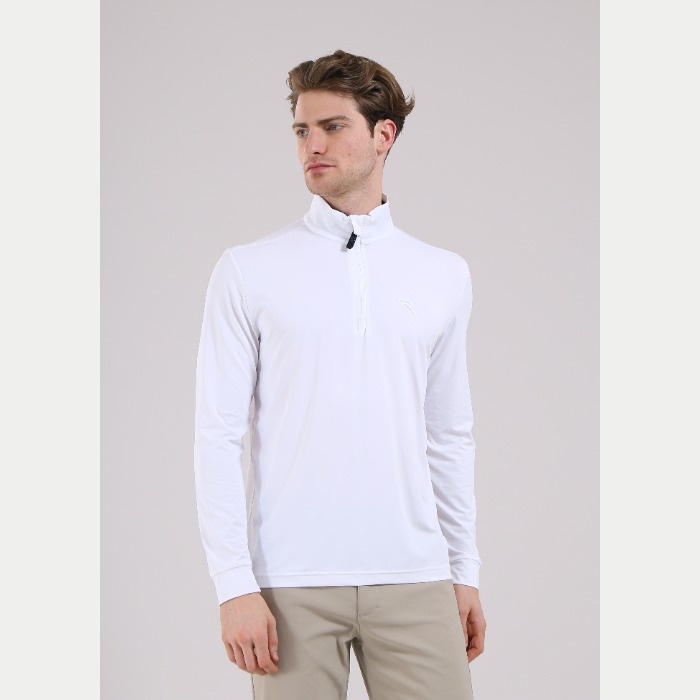 CHERVO（シェルボ）ハーフジップタートルネックセーター