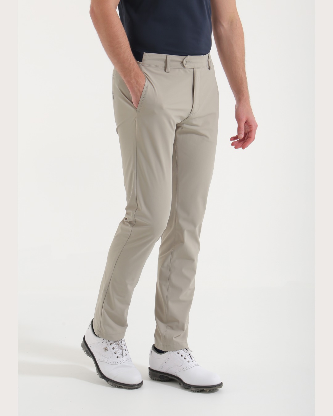 CHERVO（シェルボ）パワースイング４ウェイストレッチパンツ