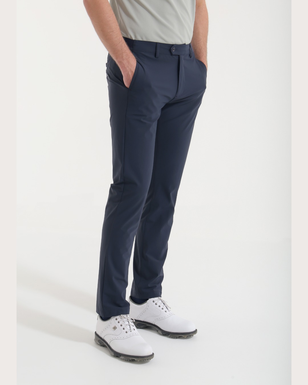 CHERVO（シェルボ）パワースイング４ウェイストレッチパンツ