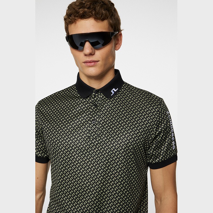 J.LINDEBERG（ジェイリンドバーグ）シーズンプリント袖ロゴ刺繍ポロ