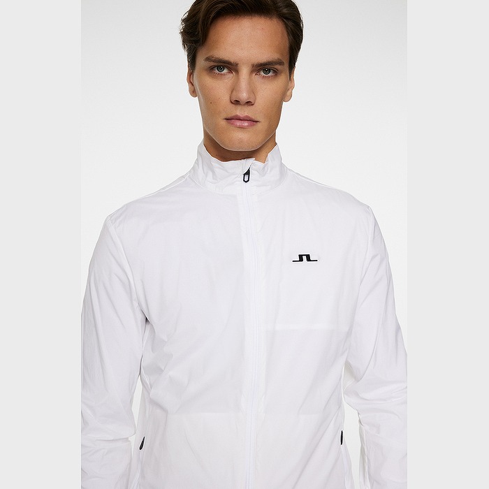 J.LINDEBERG（ジェイリンドバーグ）軽量パッカブルブルゾン