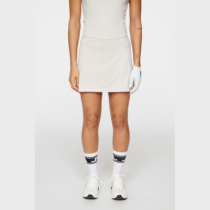 J.LINDEBERG（ジェイリンドバーグ）ハーフスカート